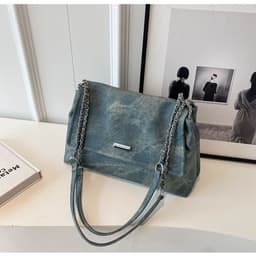 image-Texture Chain Shoulder Bag Crossbody Commuter Tote
