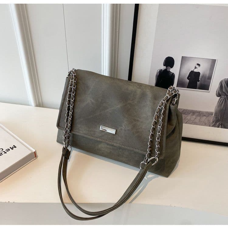 image-Texture Chain Shoulder Bag Crossbody Commuter Tote