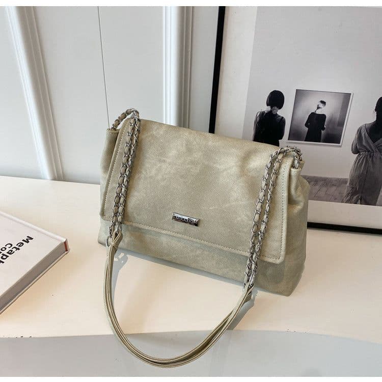 image-Texture Chain Shoulder Bag Crossbody Commuter Tote
