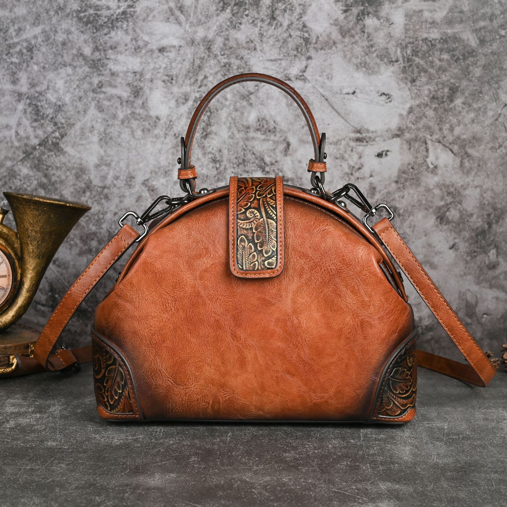 image-Women's Retro National Style Craft Hand-rub Color Three-dimensional Embossed Clip Bag