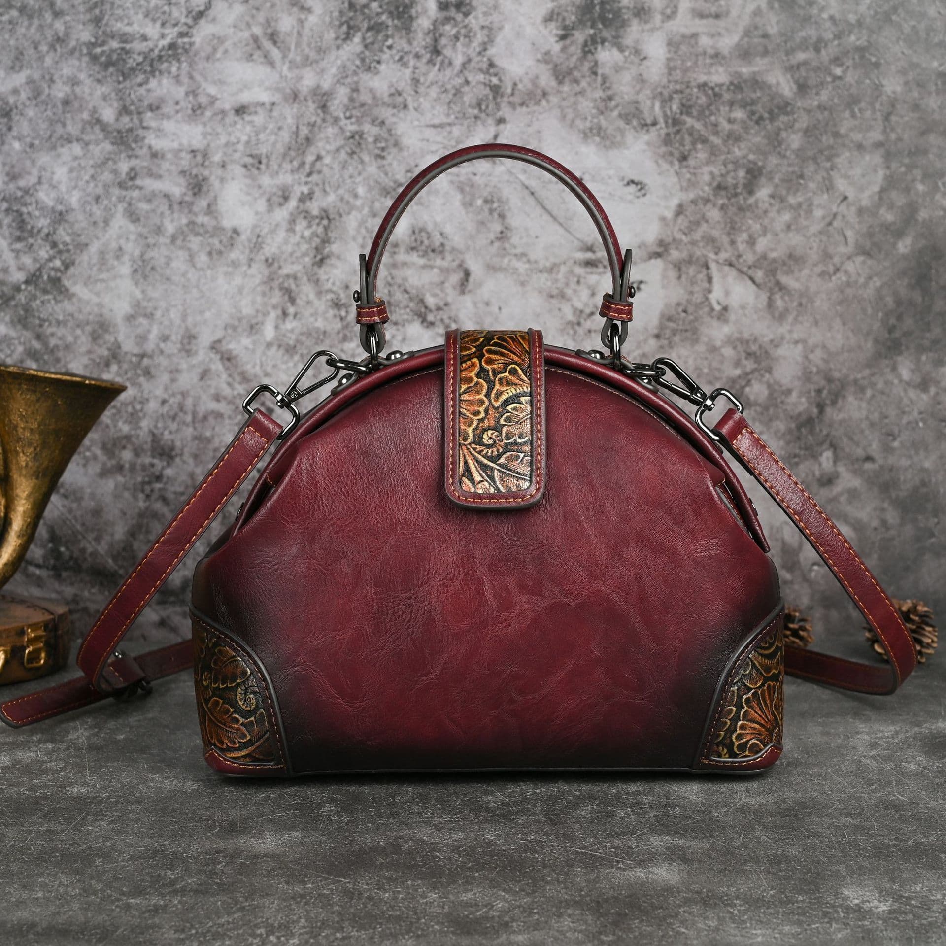 image-Women's Retro National Style Craft Hand-rub Color Three-dimensional Embossed Clip Bag