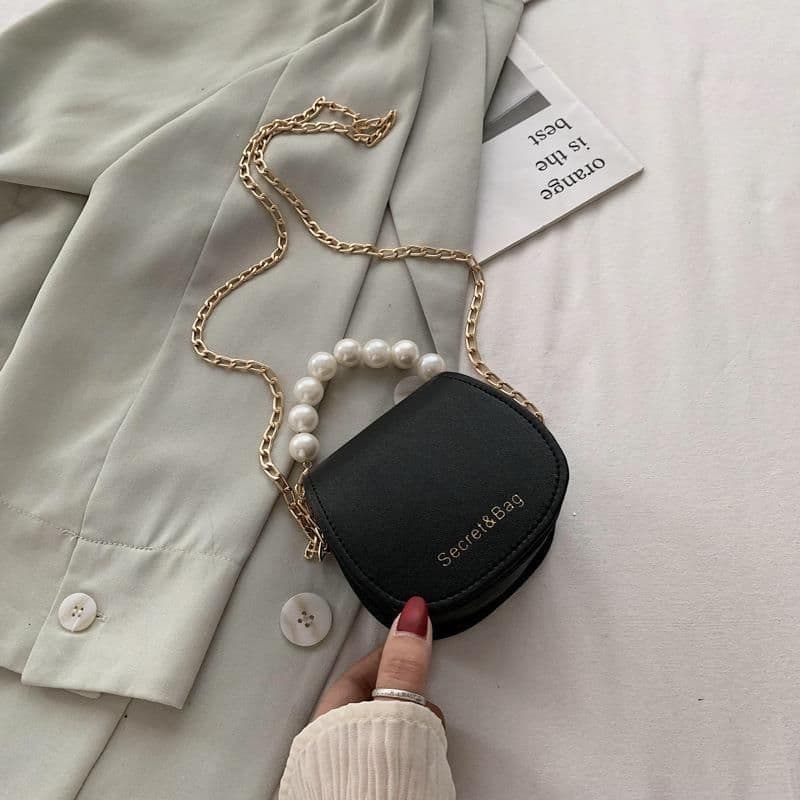 image-Women's Fashion Pearl Hand Shoulder Bag