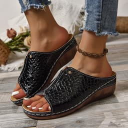 image-Fashion Crocodile-pattern Wedges Sandals Summer Outdoor Thick-soled Slippers Fish Mouth Shoes For Women