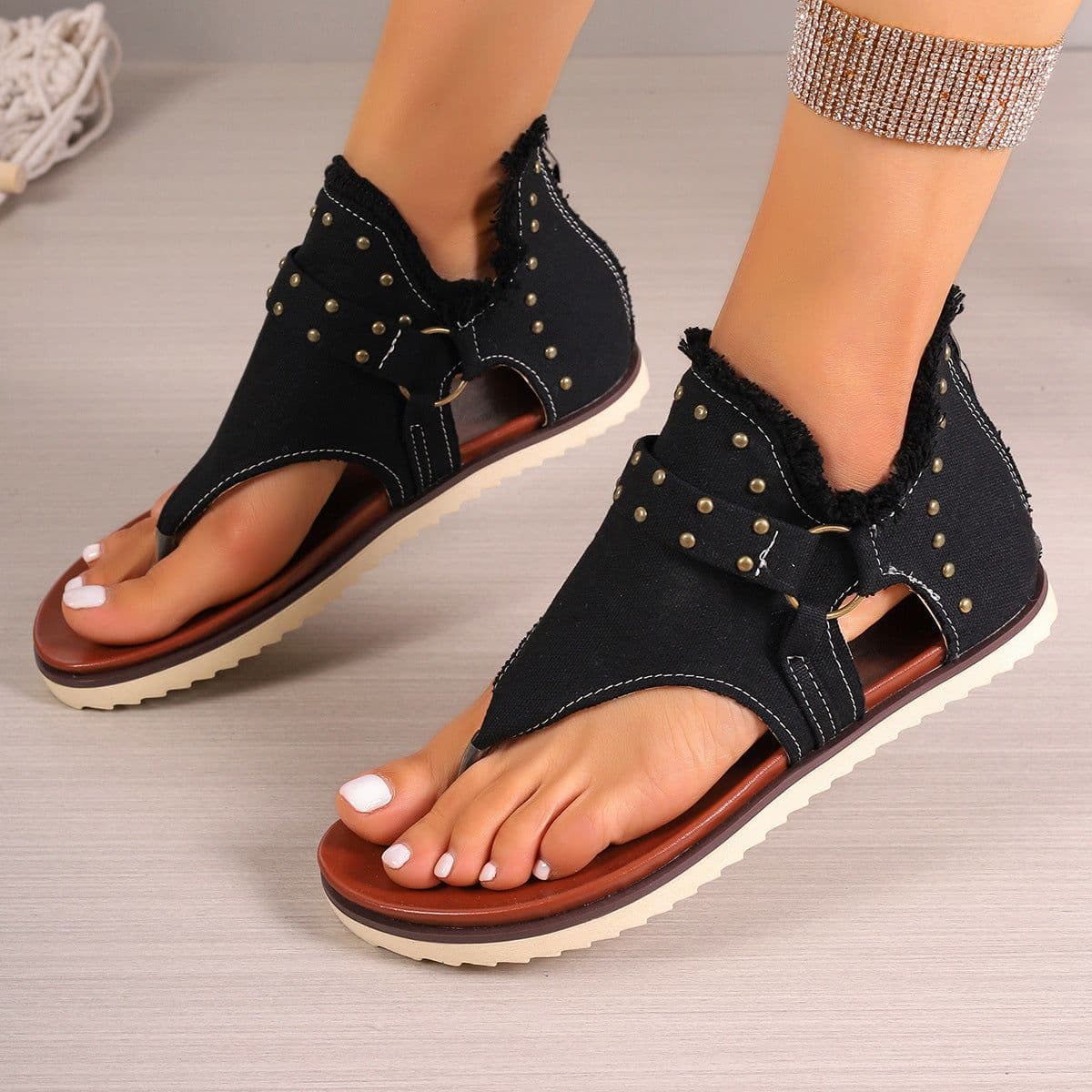 image-Denim Thong Sandals With Rear Zipper Summer Retro Beach Flat Shoes For Women