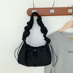 image-Pleated Armpit Cloud Simple Graceful Korean Style Shoulder Bag
