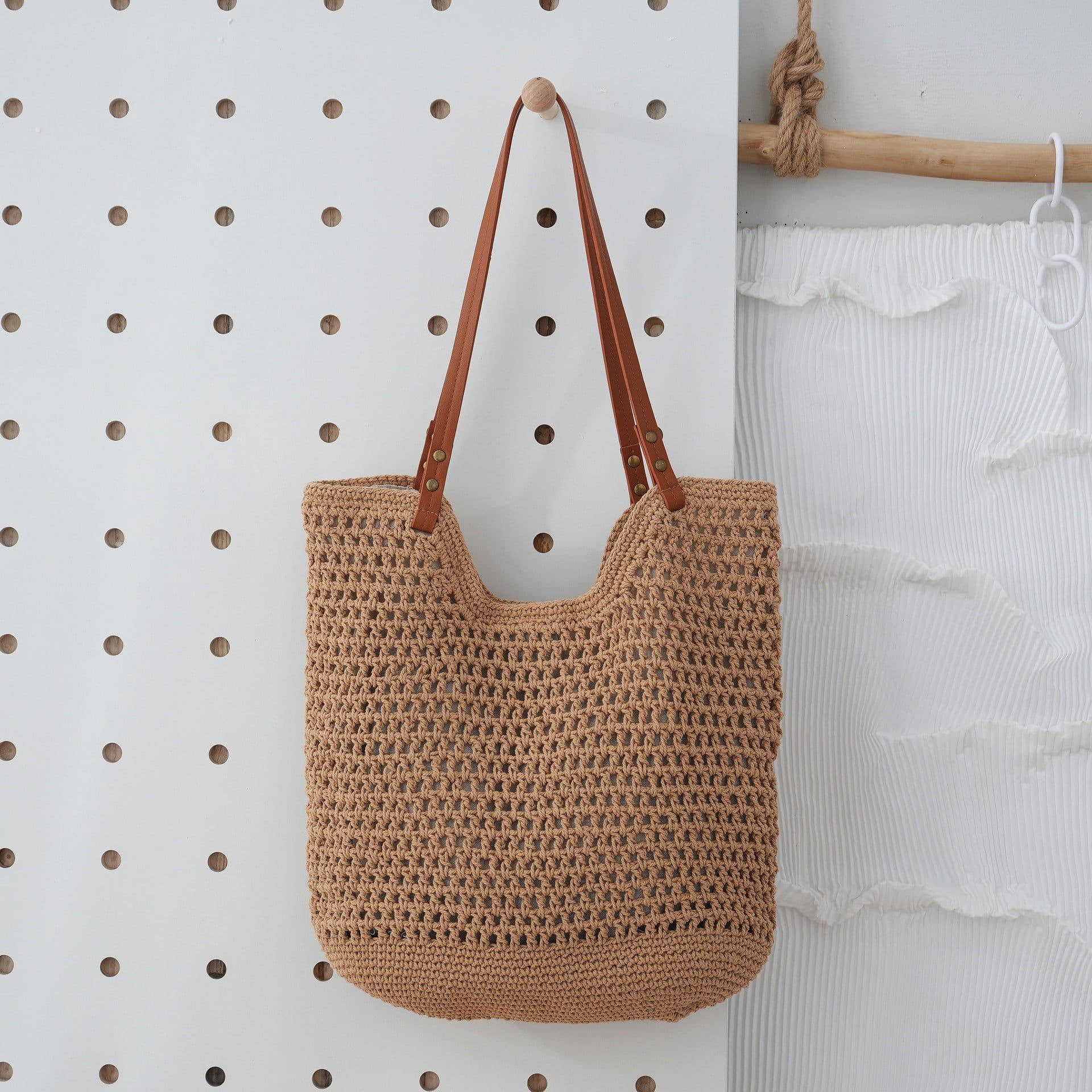 image-Beach Casual Hollow Mesh Woven Lightweight Straw Handbag