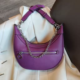 image-Fashion Women's Cowhide Chain Shoulder Bag