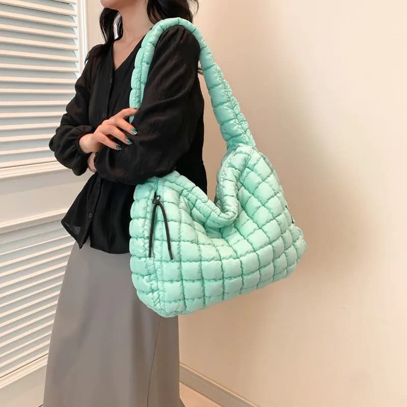 image-Women's Fashion Shoulder Crossbody Large Capacity Handbag Pleated Cloud Bag