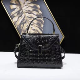 image-Women's Leather Shoulder Bag Casual Crossbody Handbag