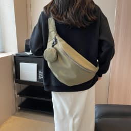 image-One-shoulder Crossbody Nylon Waist Bag Street Fashion Retro