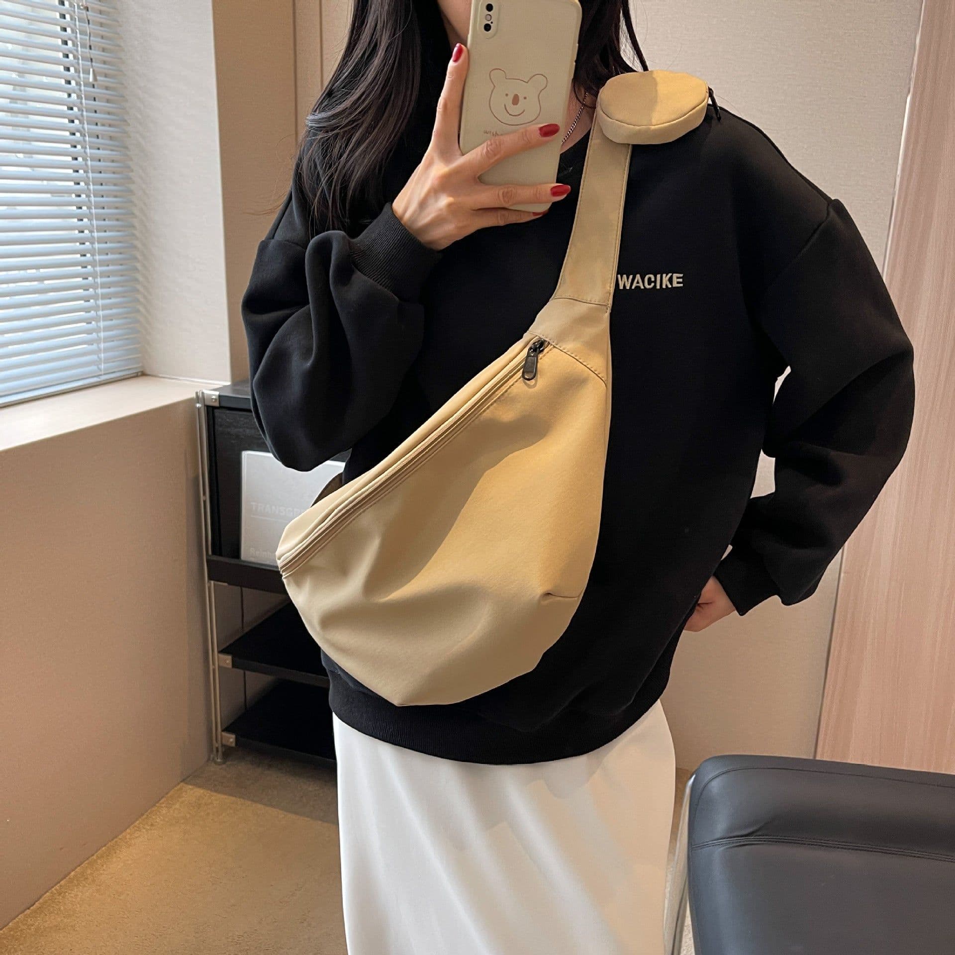 image-One-shoulder Crossbody Nylon Waist Bag Street Fashion Retro