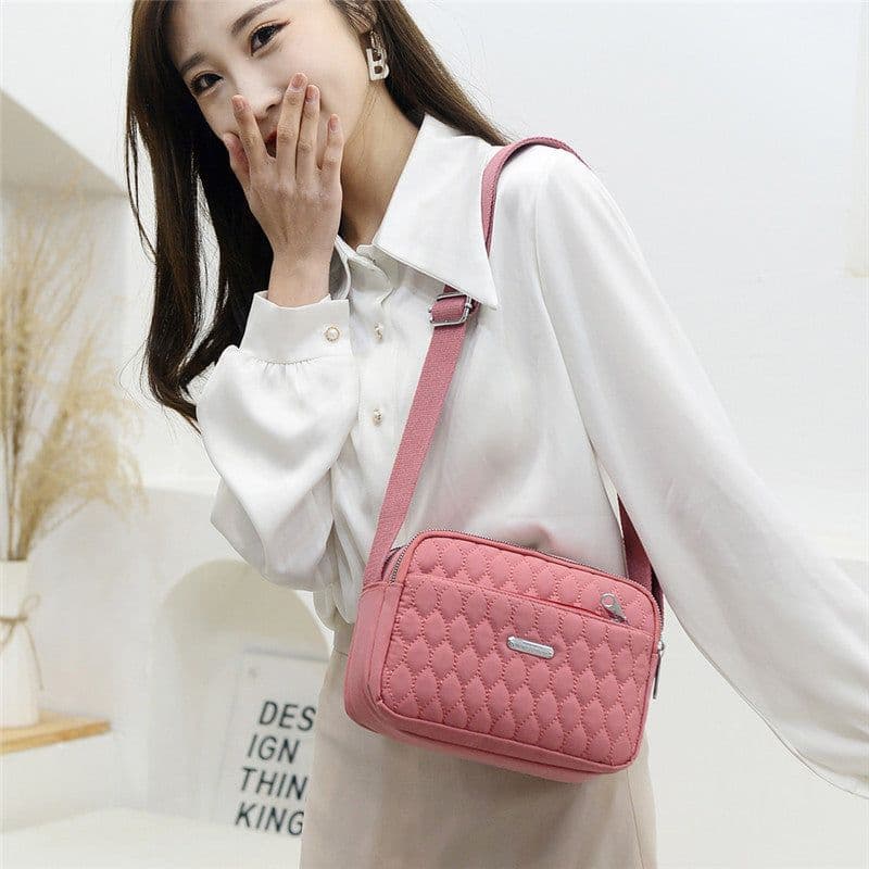 image-Rhombus Creative Fashion Solid Color Large Capacity Shoulder Messenger Bag