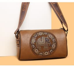 image-Women's Stylish Colored Diamond Shoulder Messenger Bag