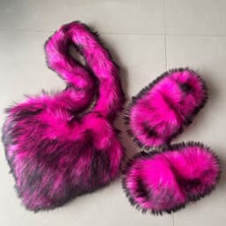 image-Crossbody Love Slippers Suit Raccoon Fur Fur Plush Shell Bag Home Shoes Bag Suit