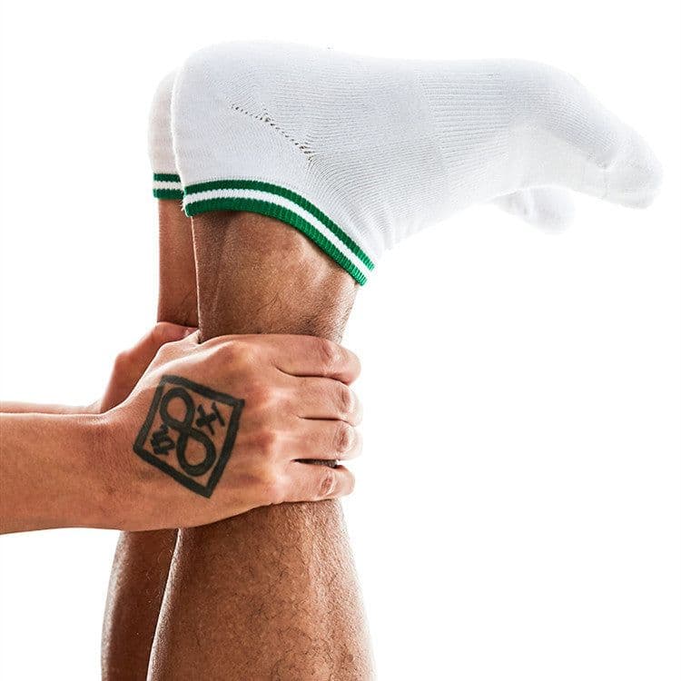 image-Men's non-slip silicone sports socks