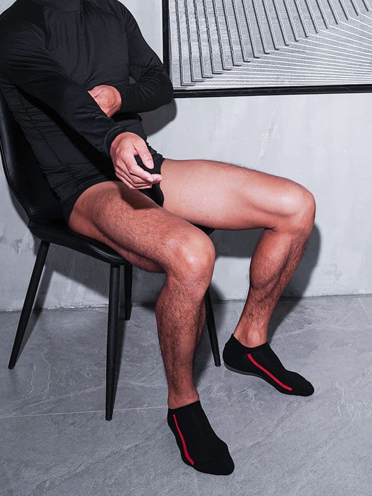 image-Sockkon vertical stripes sports fitness socks
