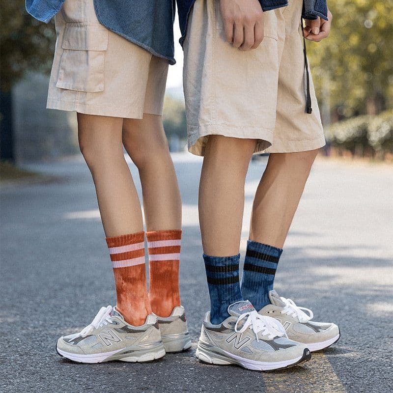 image-Couple Socks, Men's Autumn and Winter High-Tube Socks, Mid-Tube Parallel Bars