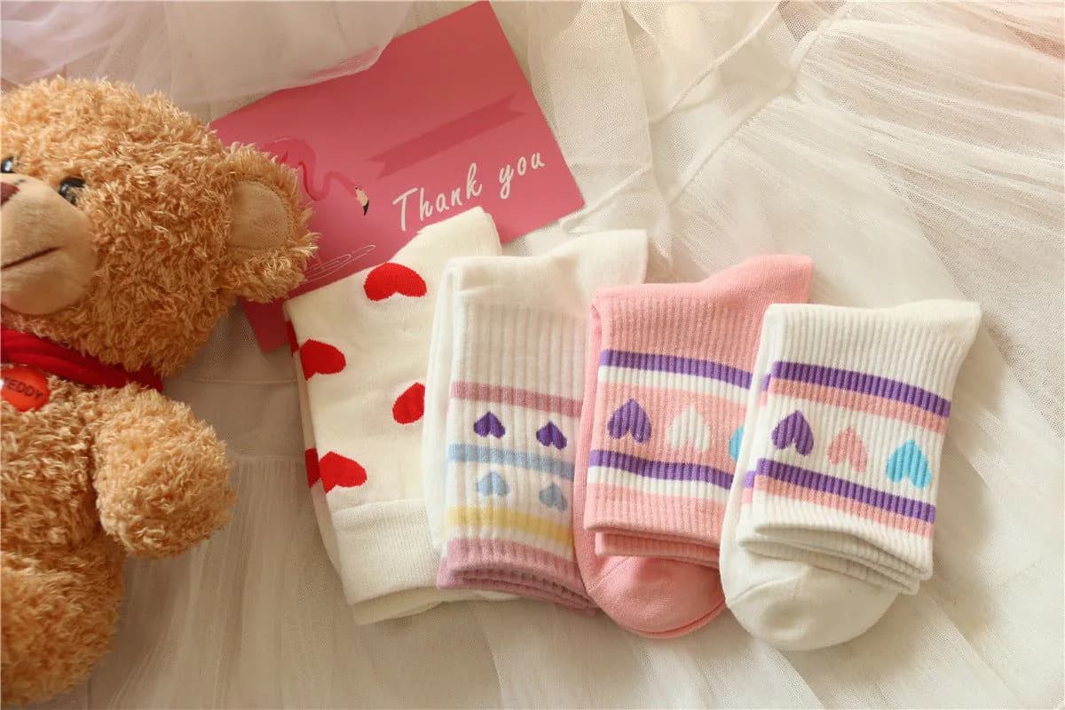 image-Lovely jacquard cotton socks heart tube socks breathable