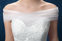 image-Wholesale fashion one word, shoulder lace, fishtail Tail Han bride married new wedding dress D95
