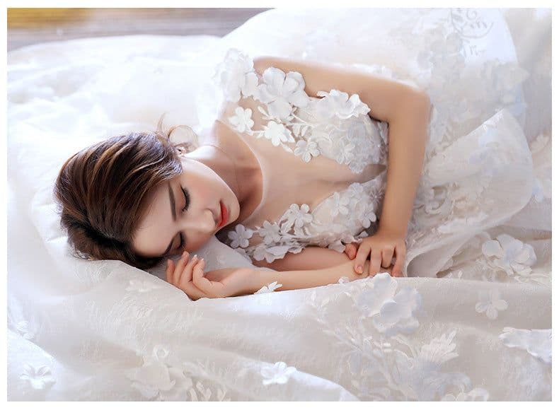 image-Bride wedding dress