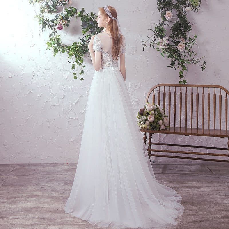 image-Bride Sen's simple atmosphere small tail gauze dress skirt