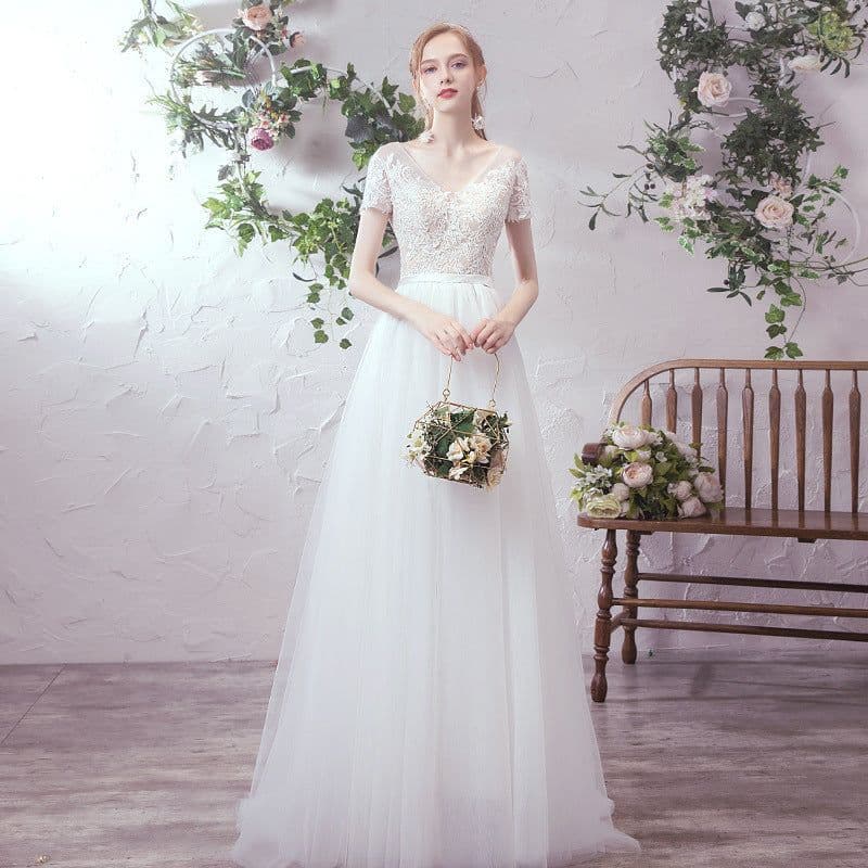 image-Bride Sen's simple atmosphere small tail gauze dress skirt
