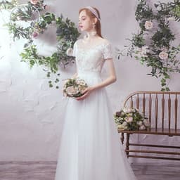 image-Bride Sen's simple atmosphere small tail gauze dress skirt