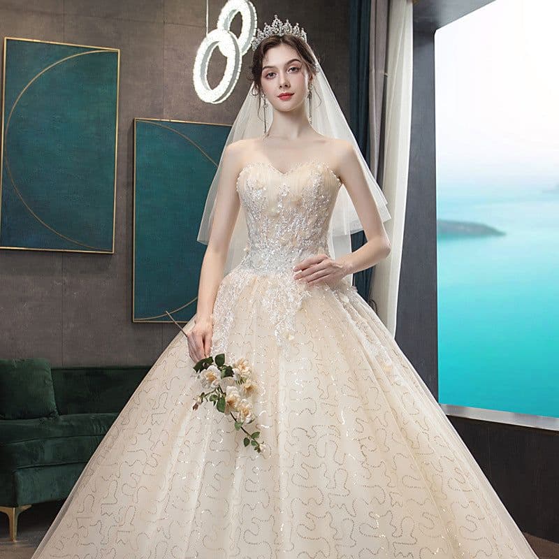 image-Going out Sasen light wedding dress