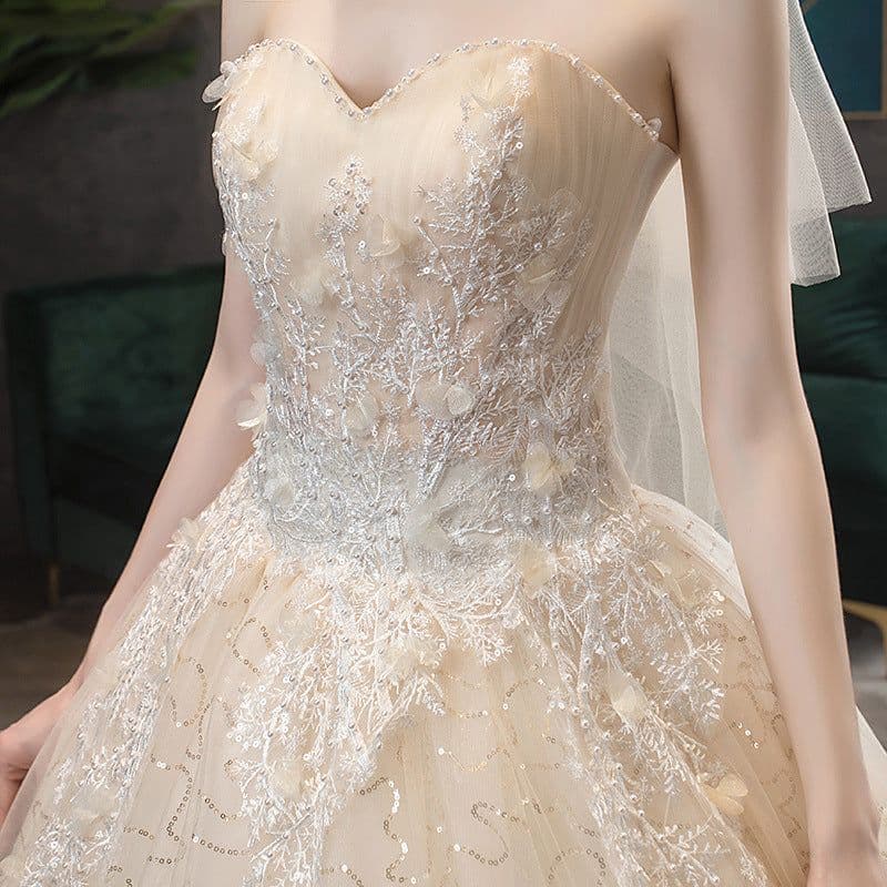 image-Going out Sasen light wedding dress