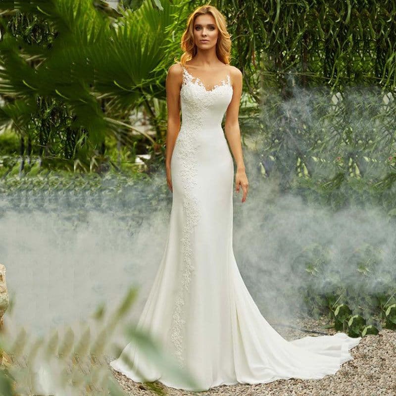 image-Retro round neck sexy little tail bridal wedding dress