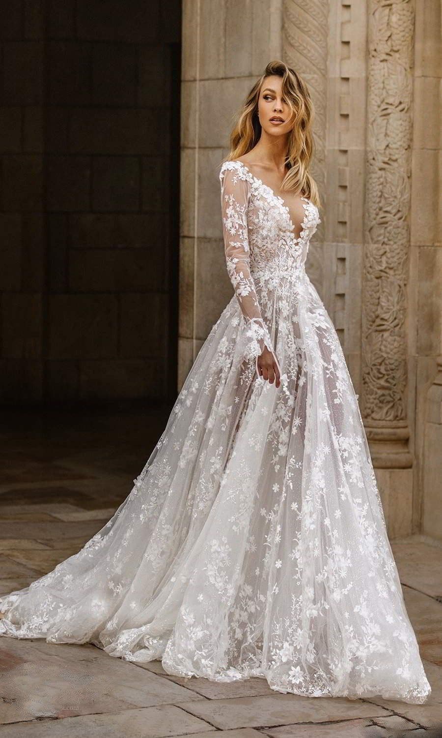 image-Wedding Dress Sexy Lace Long Sleeve Dress Evening Dress