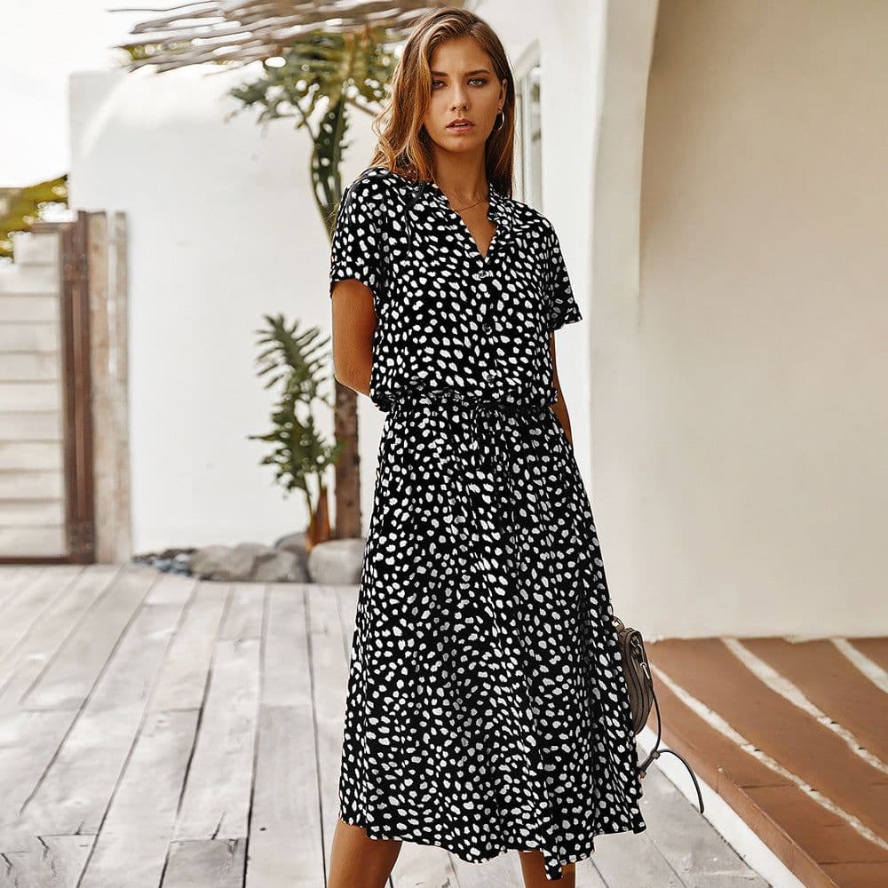 image-Women's Wave Point Short Sleeve Dress Shirt Collar Skirt
