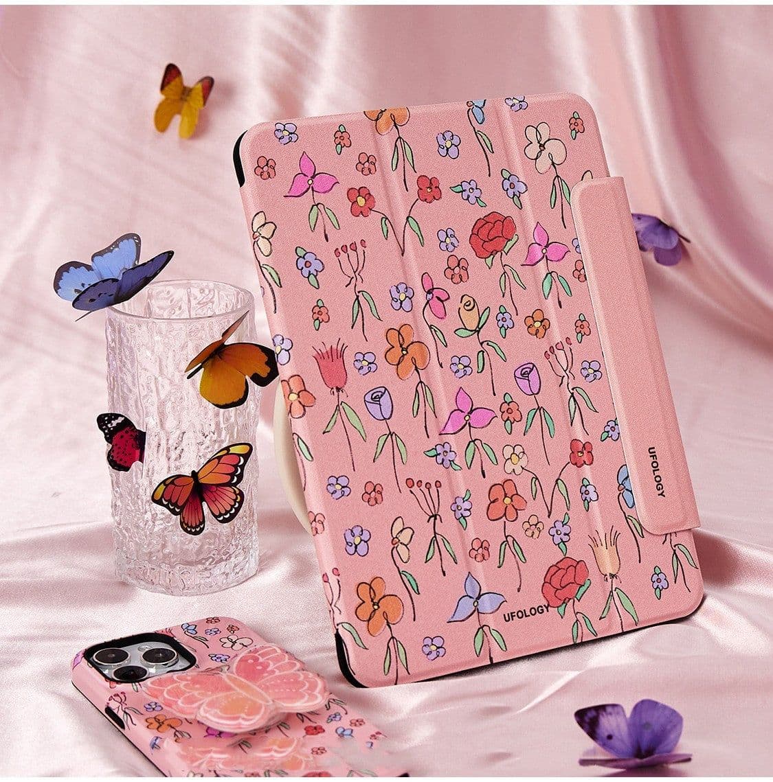 image-Magnetic Suction Flat Shell Protective Sleeve