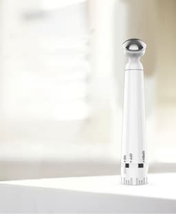 image-Tightening Beauty Instrument To Remove Neck Wrinkles