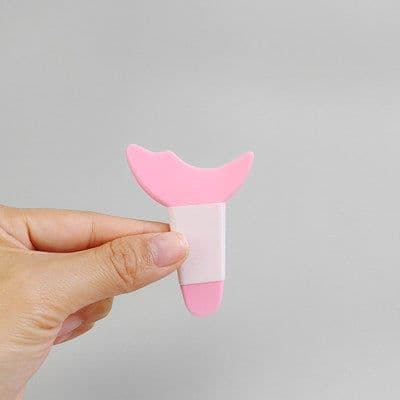 image-Eyelash Eyeliner Stencil Model Eye Mascara Comb Stencil Model Beginner Eye Makeup Helper Applicator Guide Card Tool Easy Wash