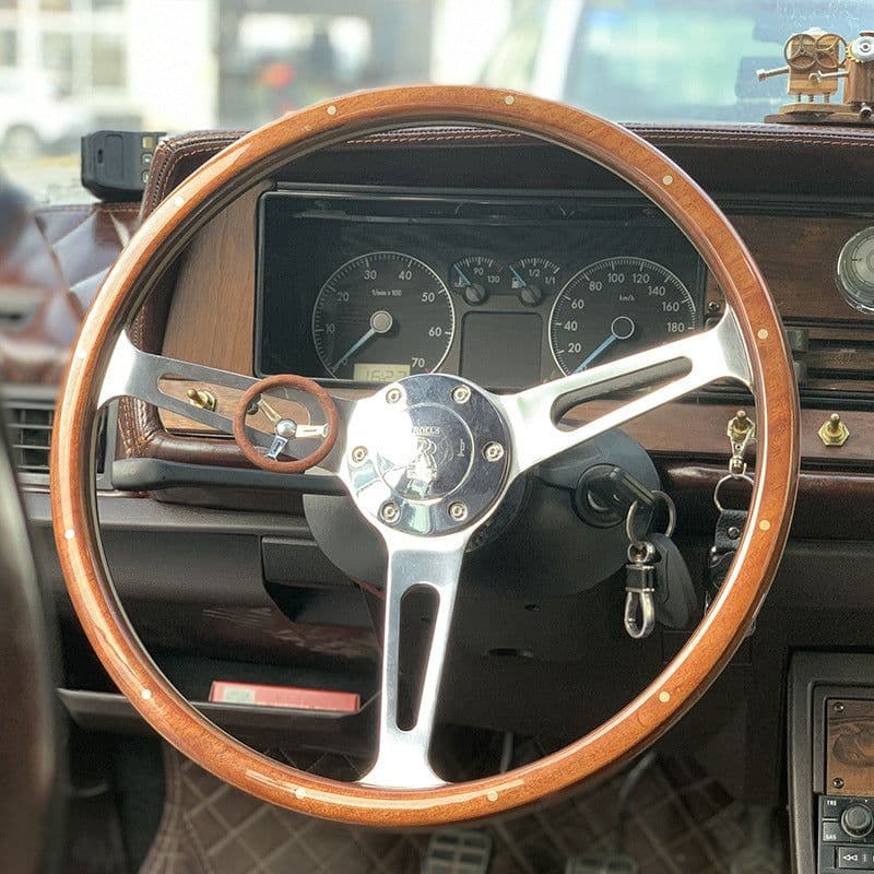 image-Car Wood Perfume Aromatherapy Decoration