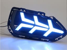 image-Car modified two-color daytime running lights