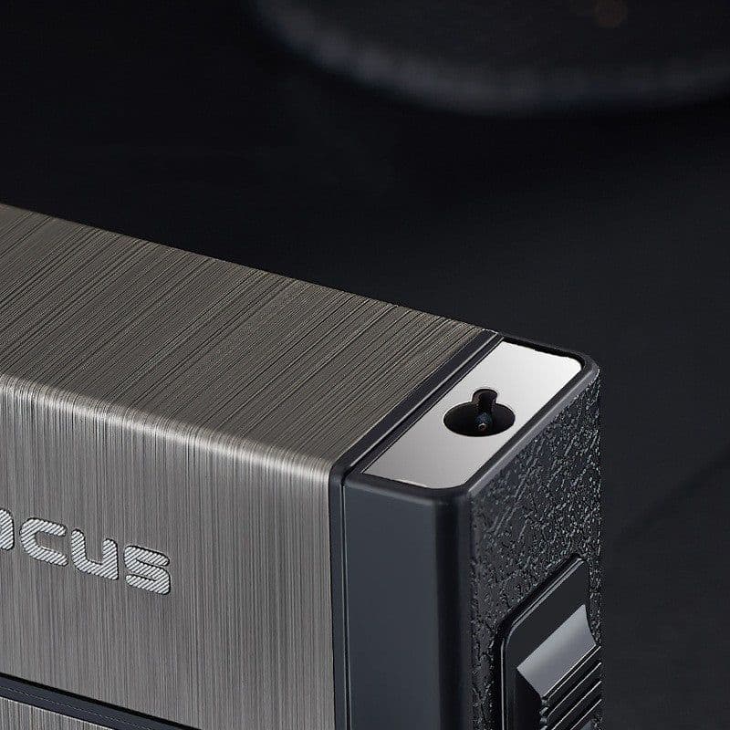 image-Cigarette Case Inflatable Windproof Lighter Portable Direct Flush
