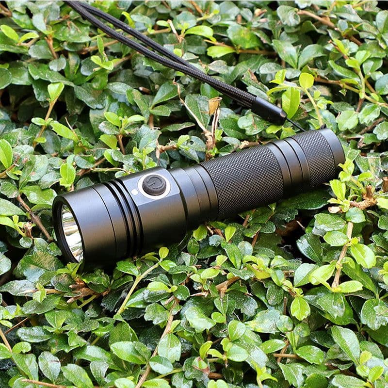 image-Ultra-thick Aluminum Alloy USB Rechargeable Flashlight