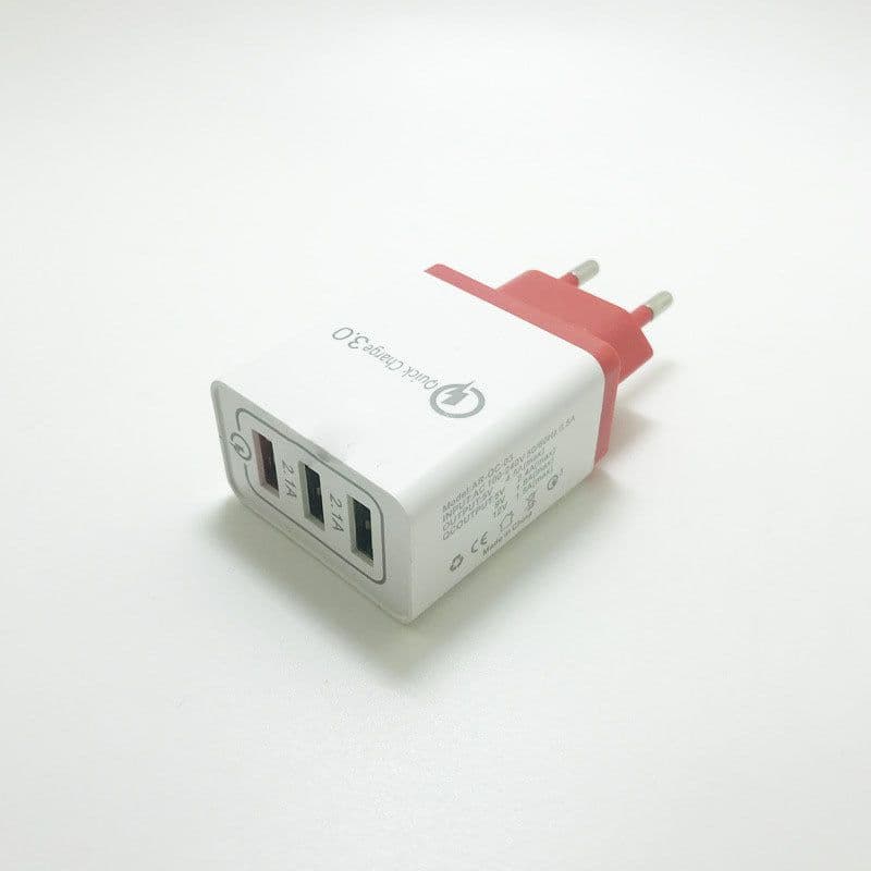 image-Plastic Multi-port USB Charger