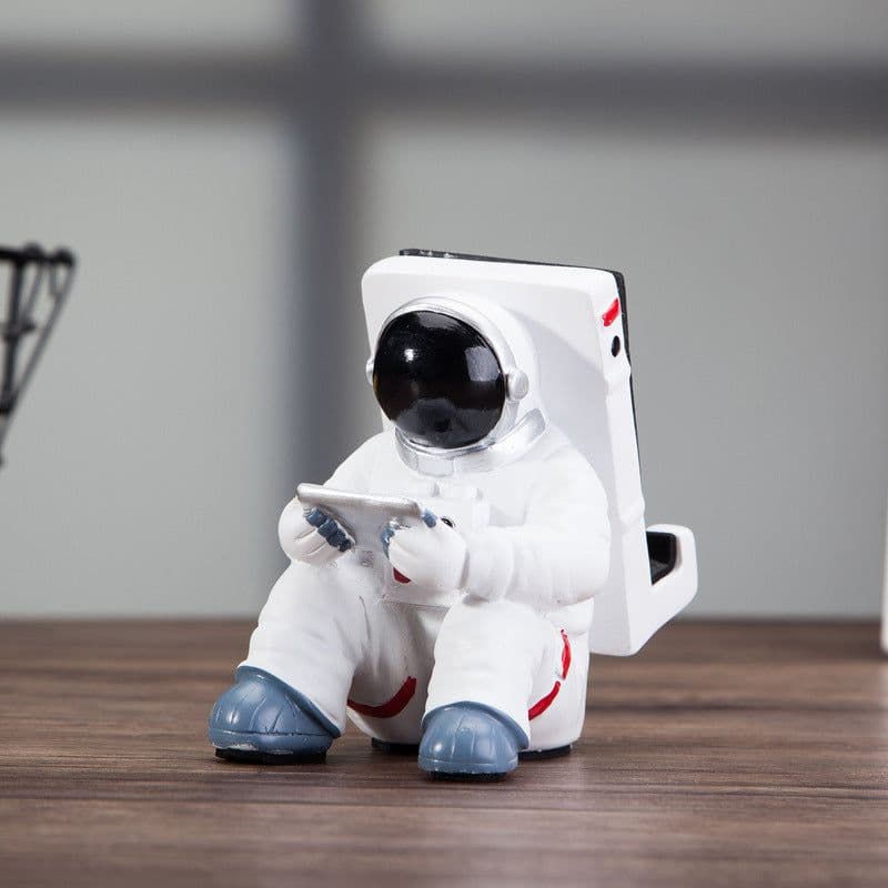 image-Simple Astronaut Mobile Phone Stand Student Desktop Holder Cute Spaceman Cell Phone Holder Creative Gift Small Desk Decoration