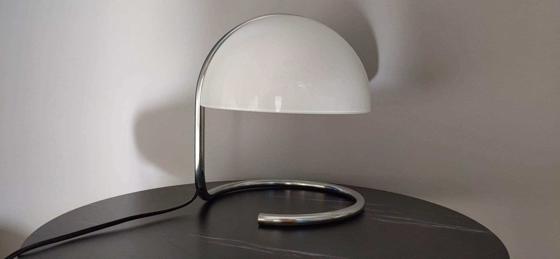 image-Table Lamp Retro Metal Bedroom Bedside Lamp Mushroom Lamp