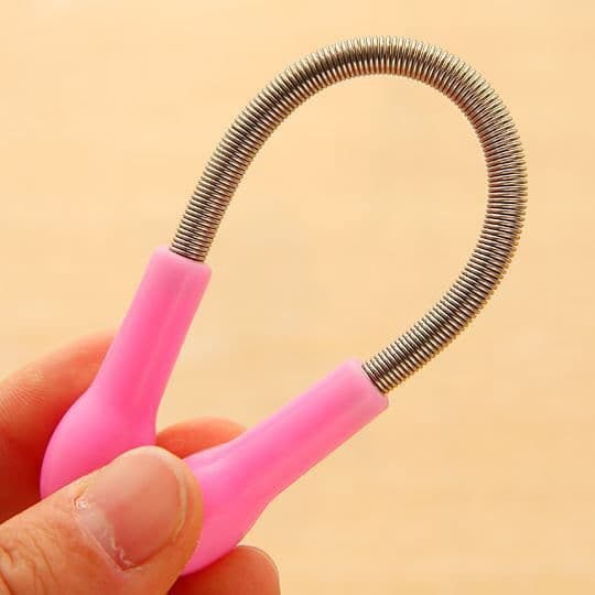 image-Facial Hair Removal Device Spring Hair Removal Face Pulling Device