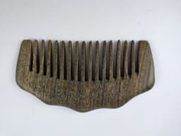 image-Sandalwood Comb Wooden Hair Comb Green Sandalwood Meridian Wooden Comb