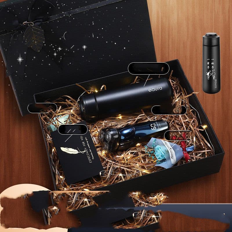 image-Genuine Feike Electric Shaver Shaving Knife Gift Box Packing Birthday Gift Practical For Boyfriend Dad