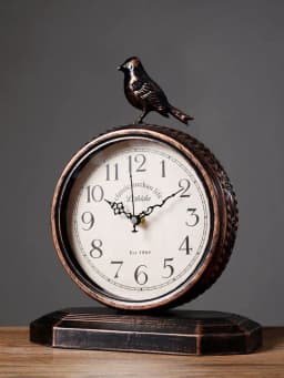 image-Living Room Creative Ornaments Sitting Clock American Clock