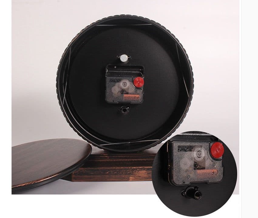 image-Living Room Creative Ornaments Sitting Clock American Clock