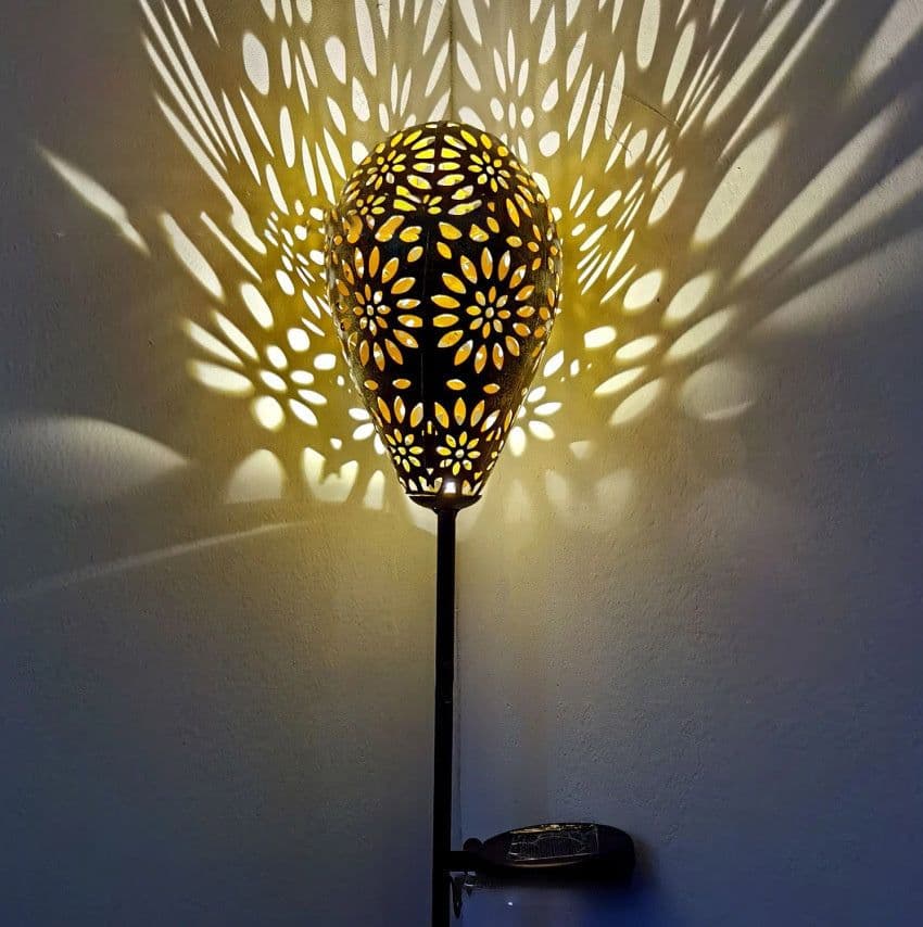 image-Garden Decoration Solar Wrought Iron Ground Ball Lamp