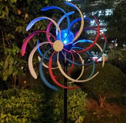 image-Amazon Hot Selling Garden Plug-In With Solar Glass Ball