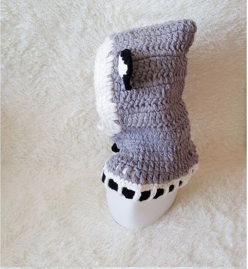 image-Children's wool knit hat hand-knitted warm earmuffs cape caps for men and women